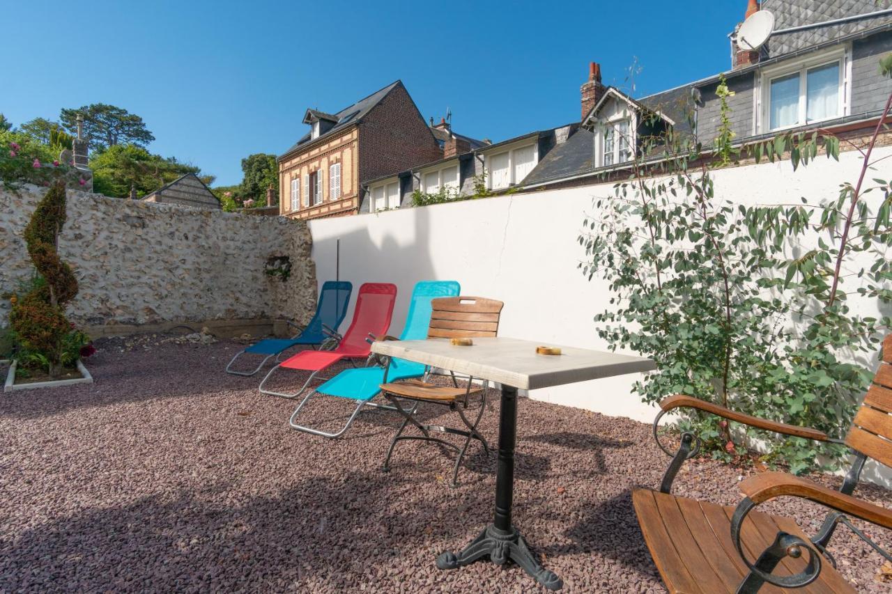 Gite La Perissoire - Place De Parking Incluse Étretat Exterior foto